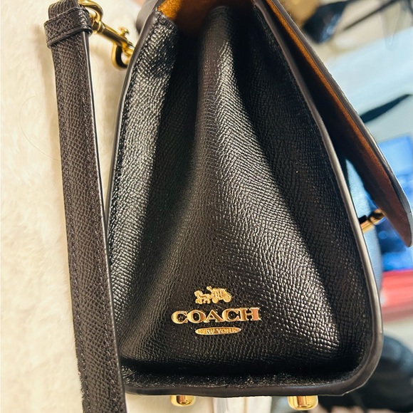 COPY - New Black Tilly top handle coach bag - Picture 13 of 16